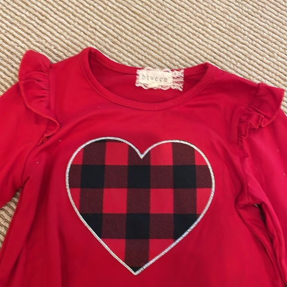 Btween 5T red/black plaid outfit - Picture 3 of 6